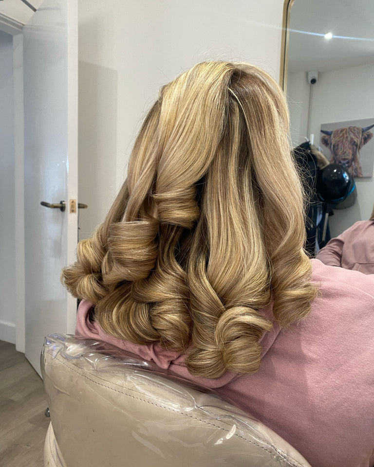 Full Head of Highlights (Toner & Blowdry)